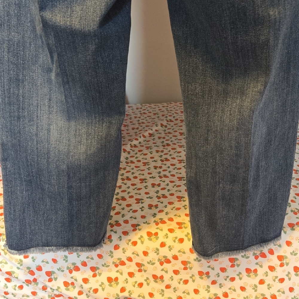 Liverpool Dark Blue Cropped Jeans - Picture 7 of 7